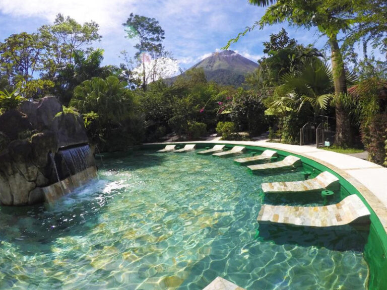 Paradise Hot Springs